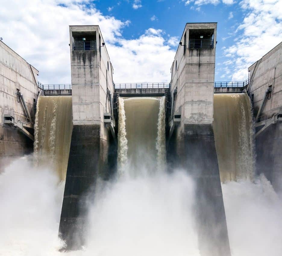 barrage de St Étienne de Cantalès