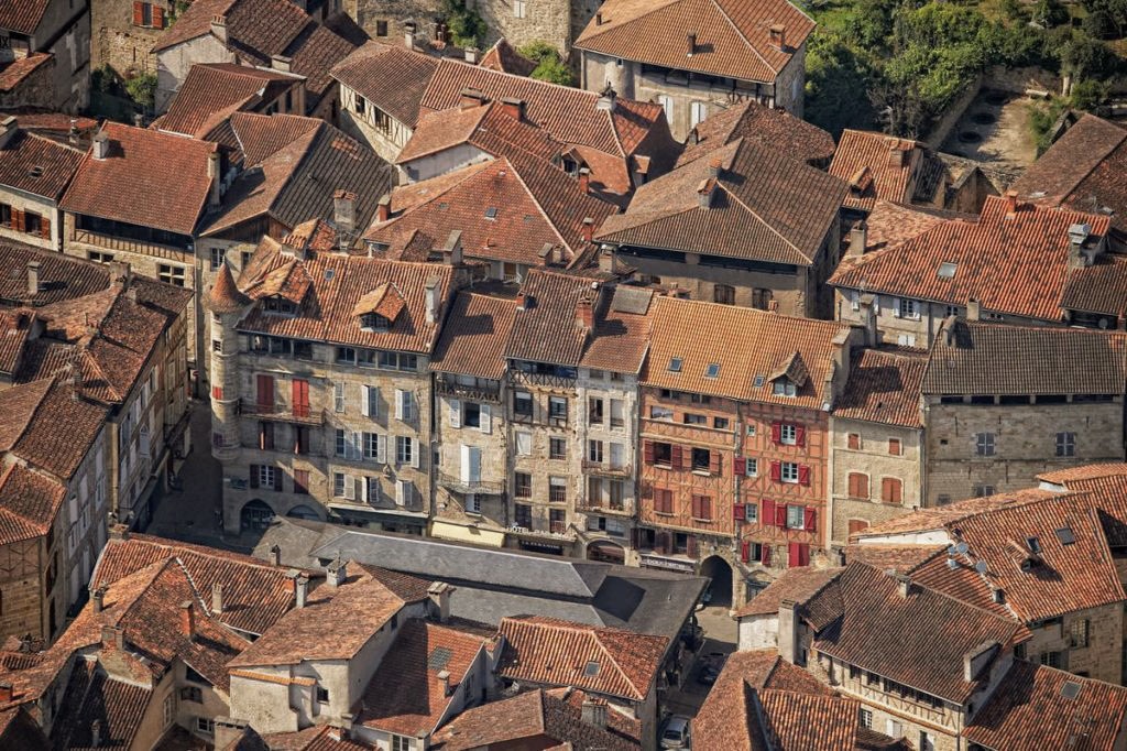 figeac vue du ciel lot tourisme